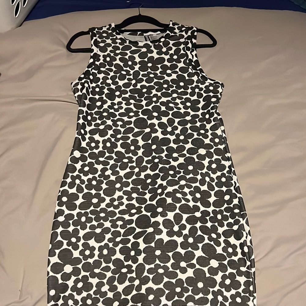 Flowerprint bodycon dress Size L